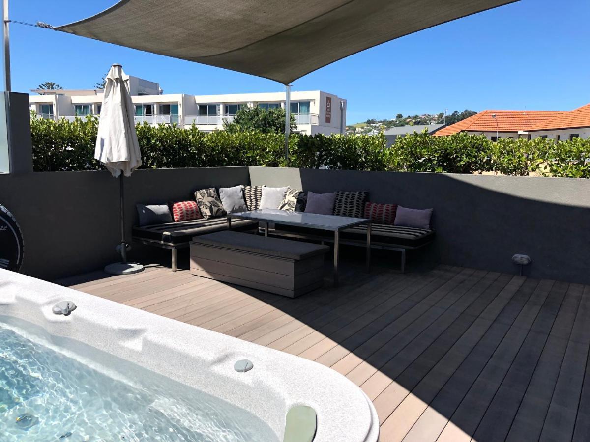 Luxurious Loft Apartments In The Heart Of Ahuriri Napier Exterior photo